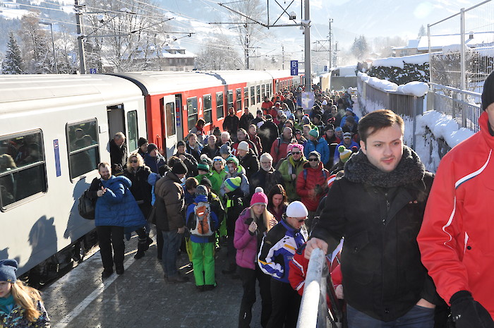 By train, bus or car - all roads lead to the Hahnenkamm Races
