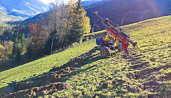 Hausberg Traverse - Bodenanker für Schneehaltesystem
