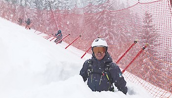 Netze werden vom Schnee befreit