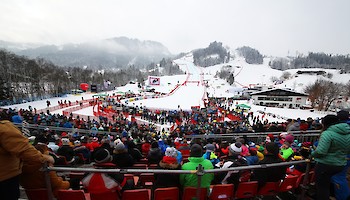 Reichelt wins the second downhill training on the Streif