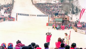 Dokus, Talks, Sport: Kitzbühel im ORF und bei Servus TV