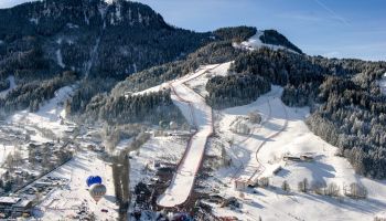 Dokus, Talks, Sport: Kitzbühel im ORF und bei Servus TV