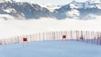 Reges Treiben entlang der (fast) rennfertigen Streif