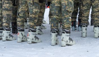 Soldaten mit besonderer Story in Kitzbühel angerückt