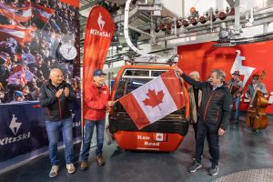 Ski-Kanada feiert auf dem Hahnenkamm