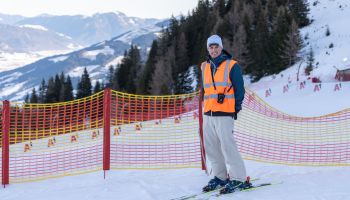 Friendly, assertive and without compromise